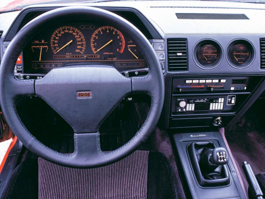  Nissan 300ZX Turbo 1984 года  (фото 2 из 5)